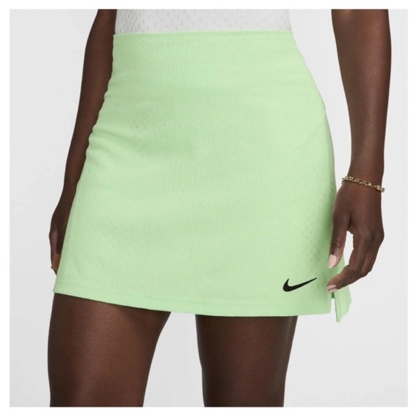 Nike Pants - Nike Women's 17" Dri-FIT ADV
Tour High-Waisted Long‎ Golf Skort
XS FD5598-376 XS